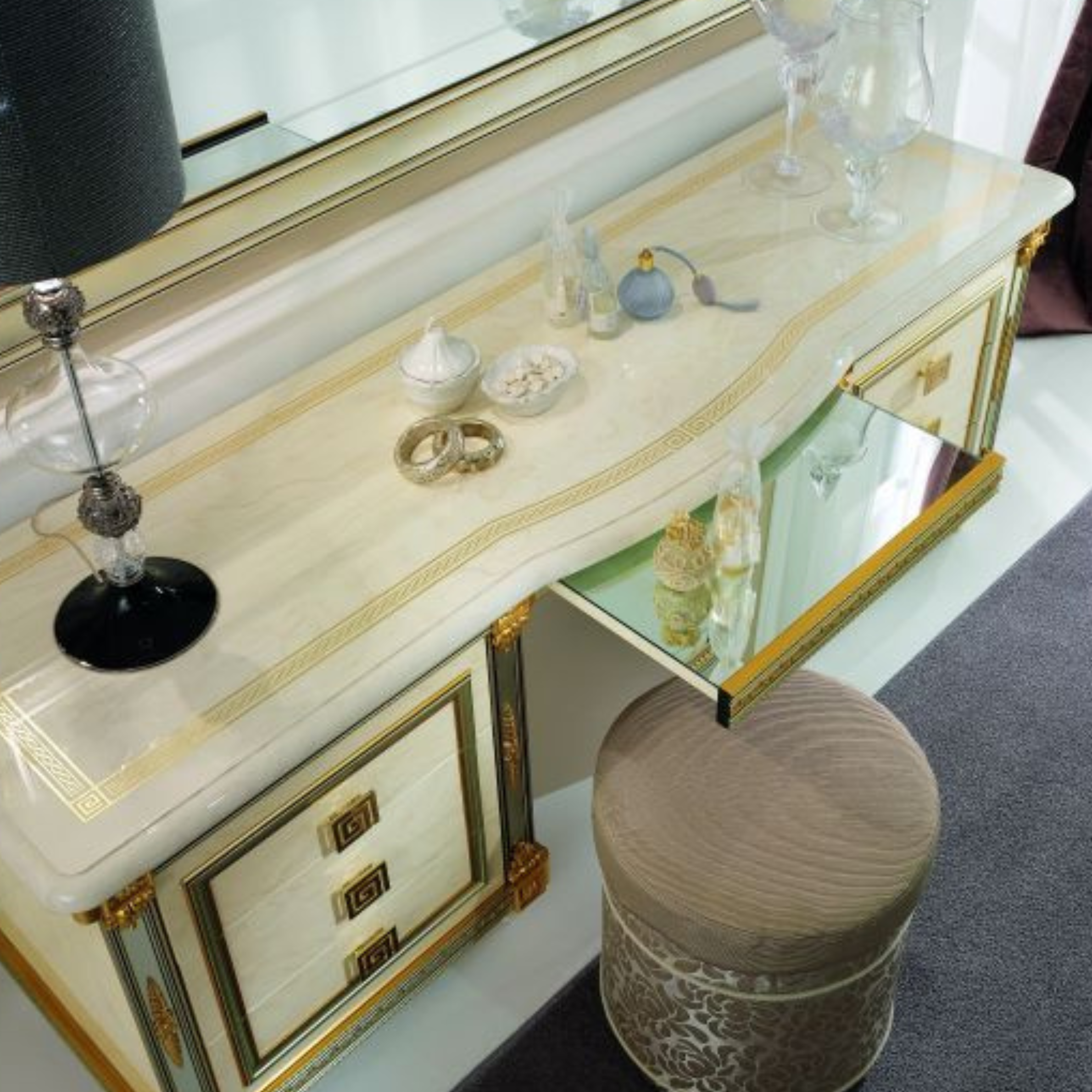 Liberty Vanity Dresser