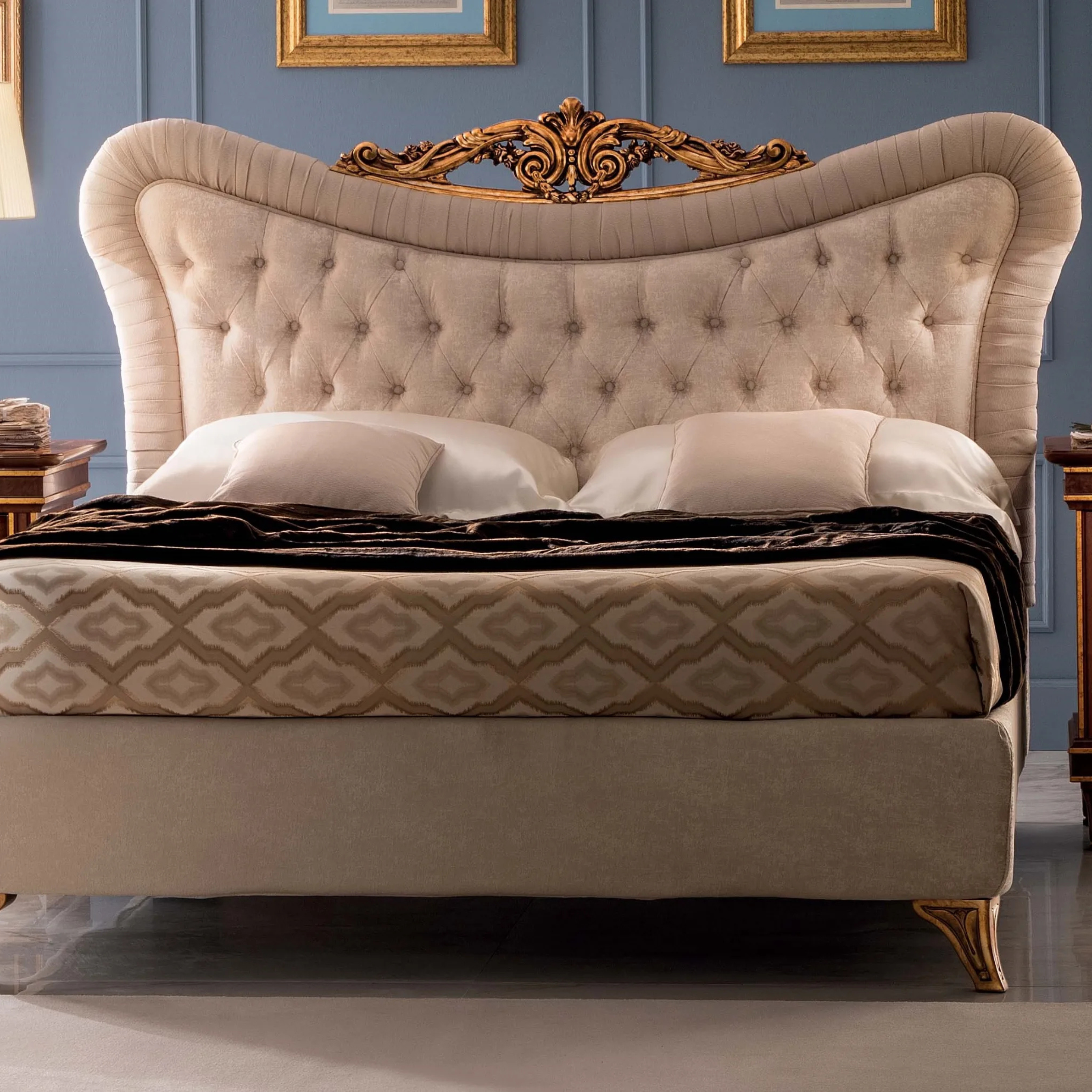 Modigliani Upholstered Bed